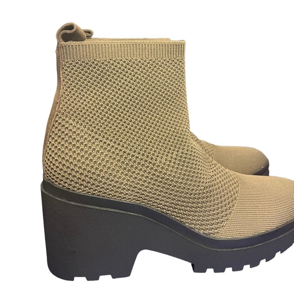 Eileen Fisher Dark Brown Neutral Textured Knit Bootie Boot sz 10 (Runs Small ) - Picture 3 of 8